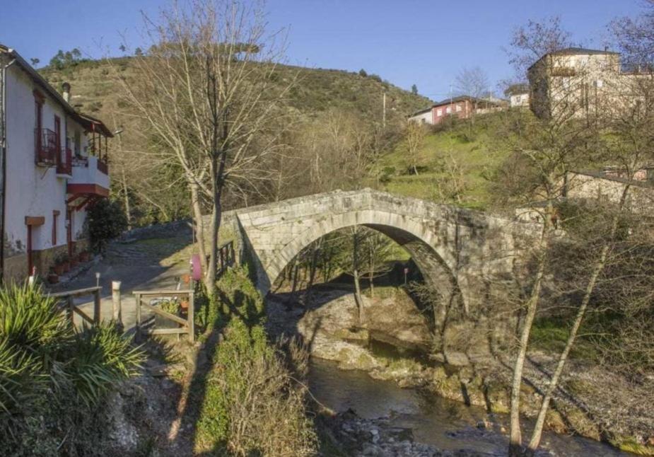 Casa Con Piscina Y Barbacoa Villa Freixido Buitenkant foto